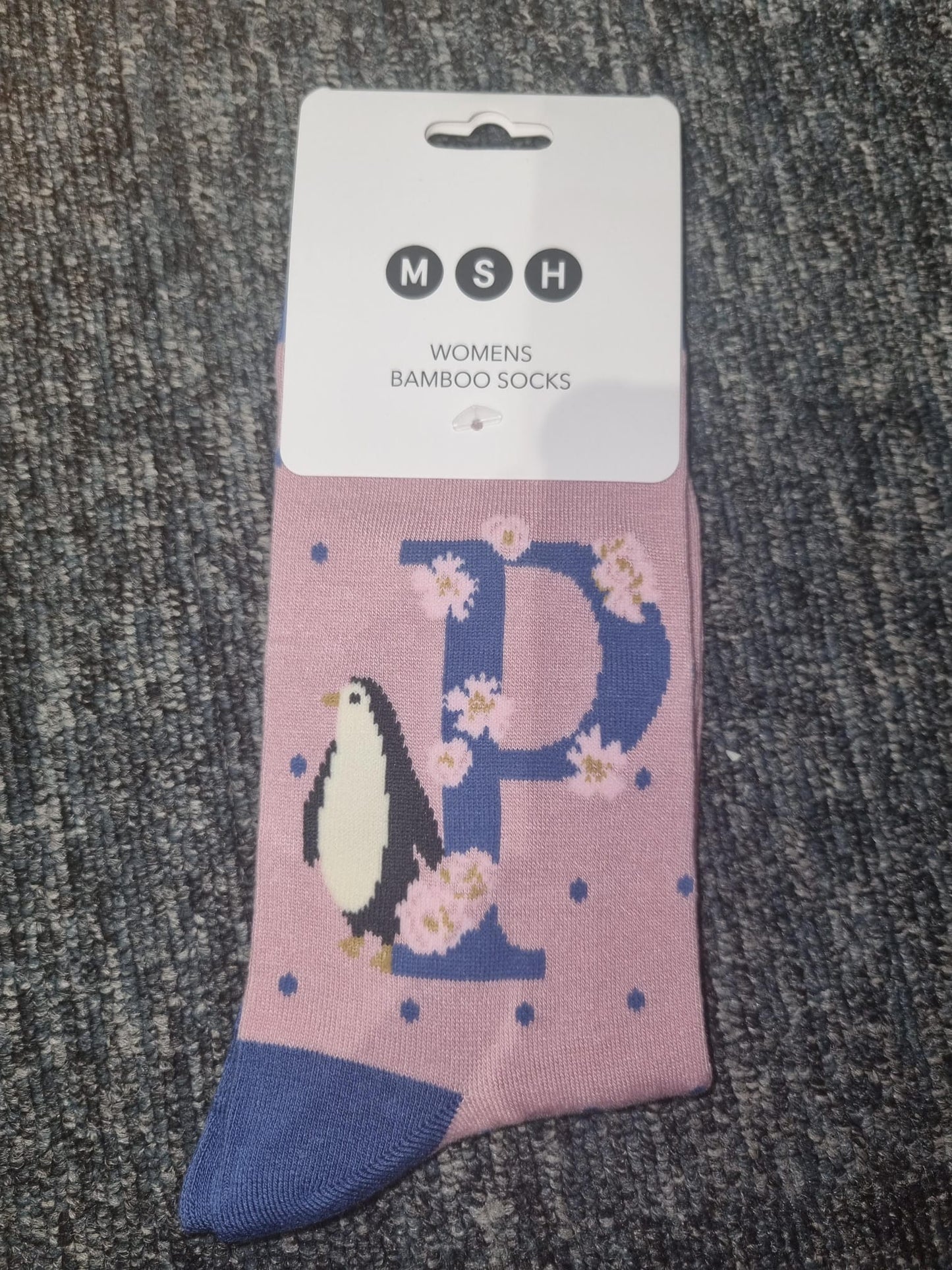 Alphabet socks no