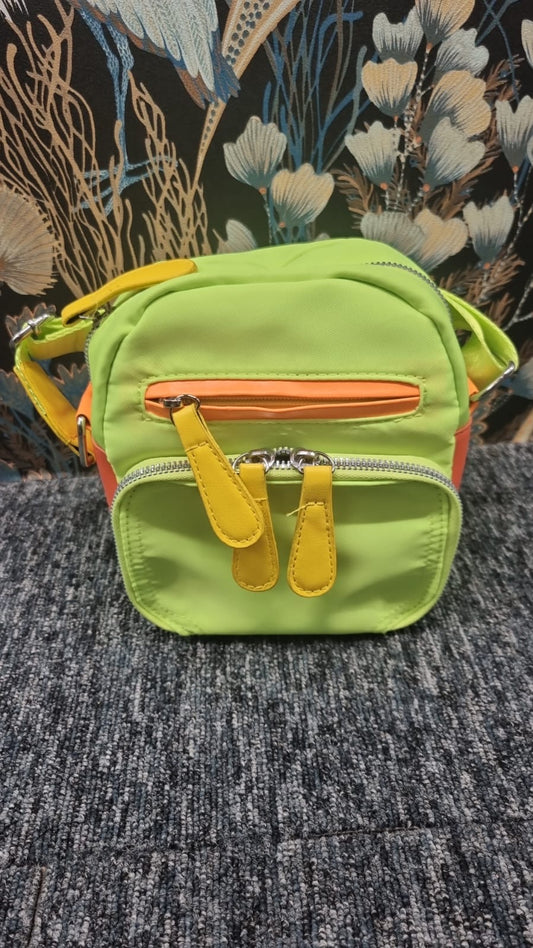 Shoulder strap bag