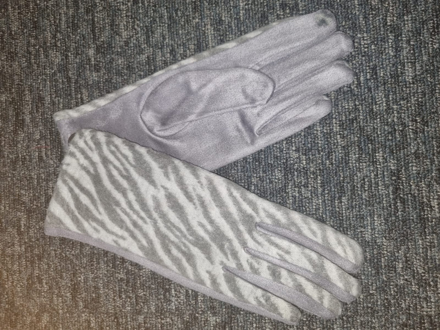 Zebra print gloves